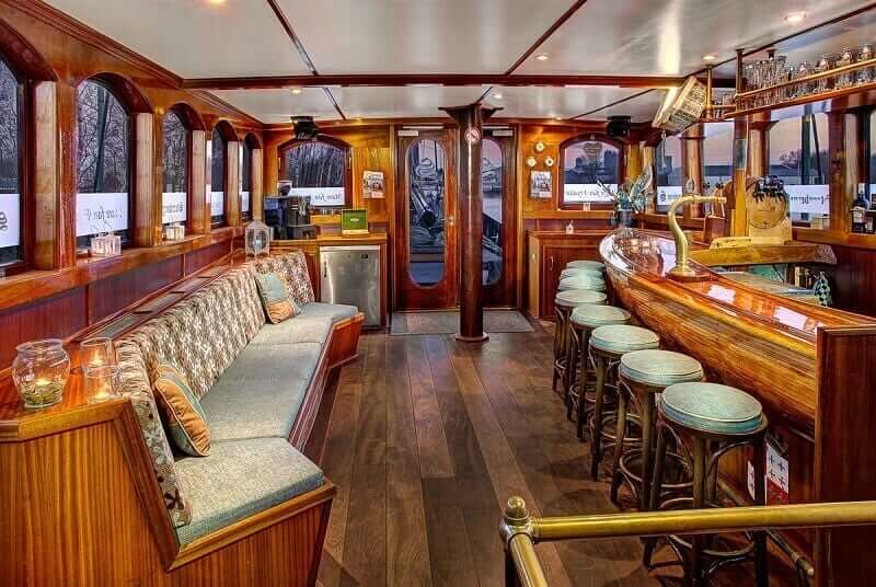 https://boatbiketours.com/wp-content/uploads/2018/02/Mare_fan_Frysla%CC%82n_bar_small-1.jpg