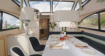 Barco Caprice 1002