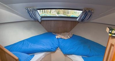 Barco Caprice 1002