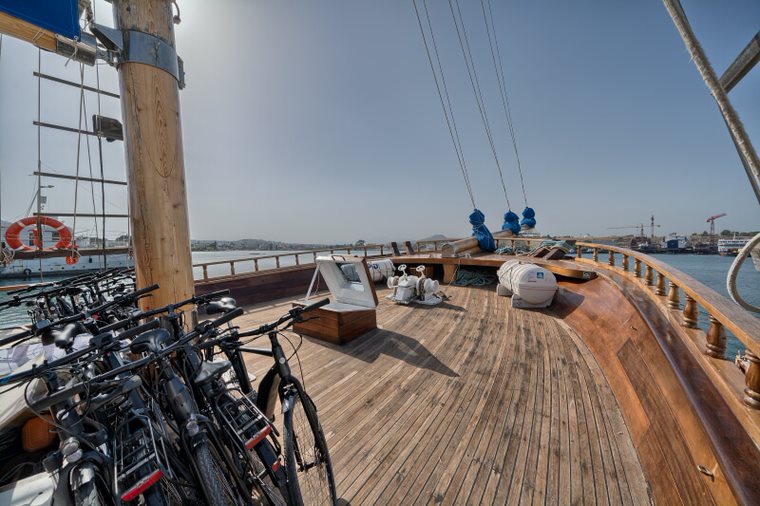 Barco Thalassa