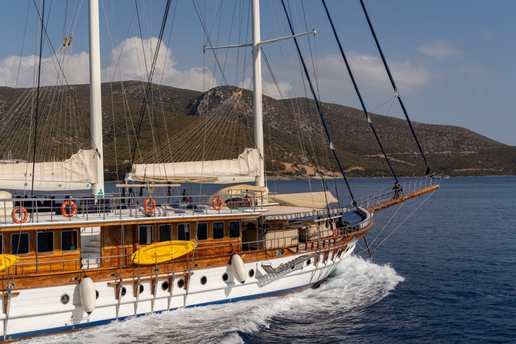 Barco Admiral Turquia