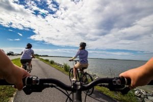 Pedalar com amigos faz bem